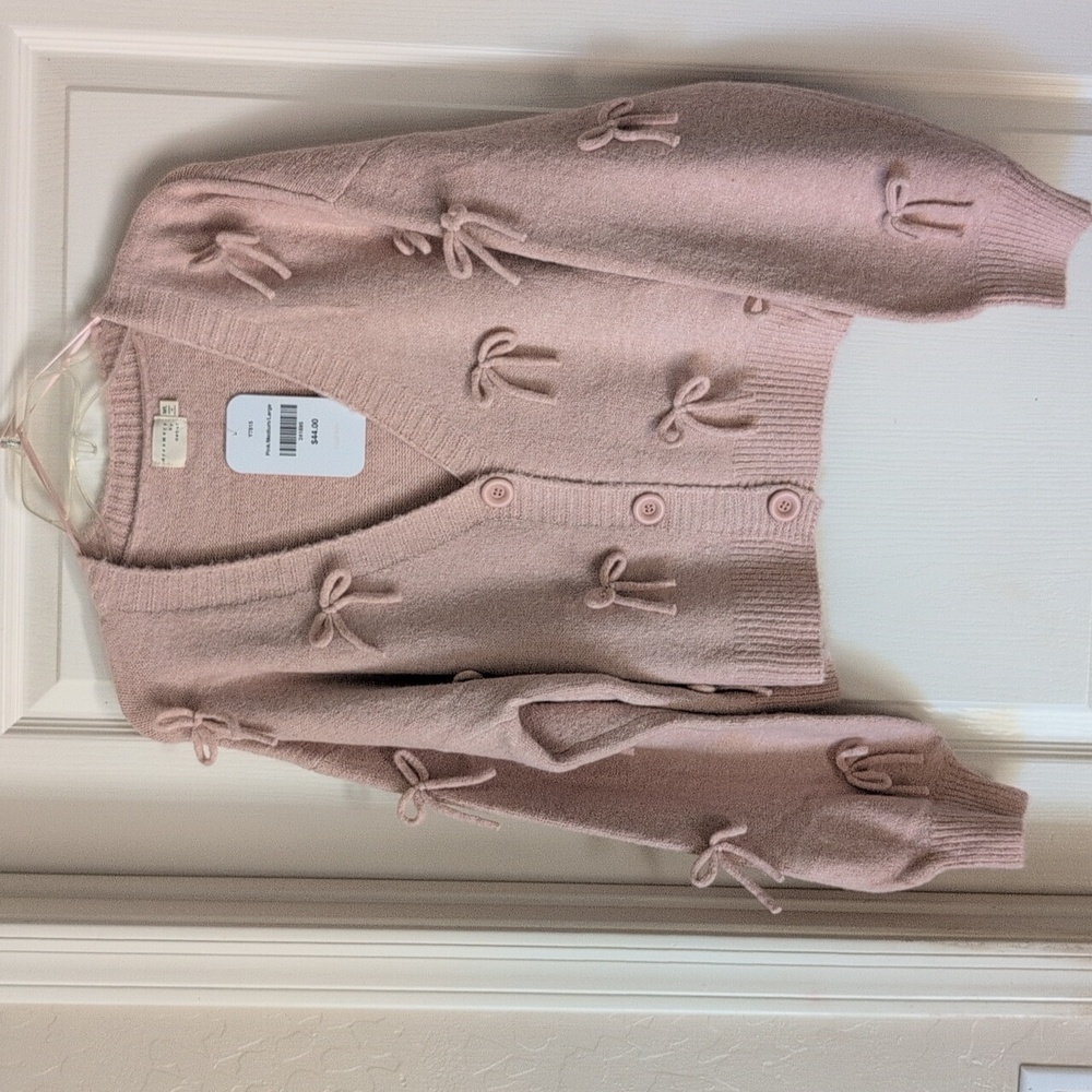 Elegant Pink Bow-Detail Cardigan - Picture 10 of 10